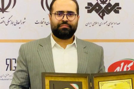 دبیر مبارزه با قاچاق کالا و ارز استان البرز مدیر برگزیده جهادی شد